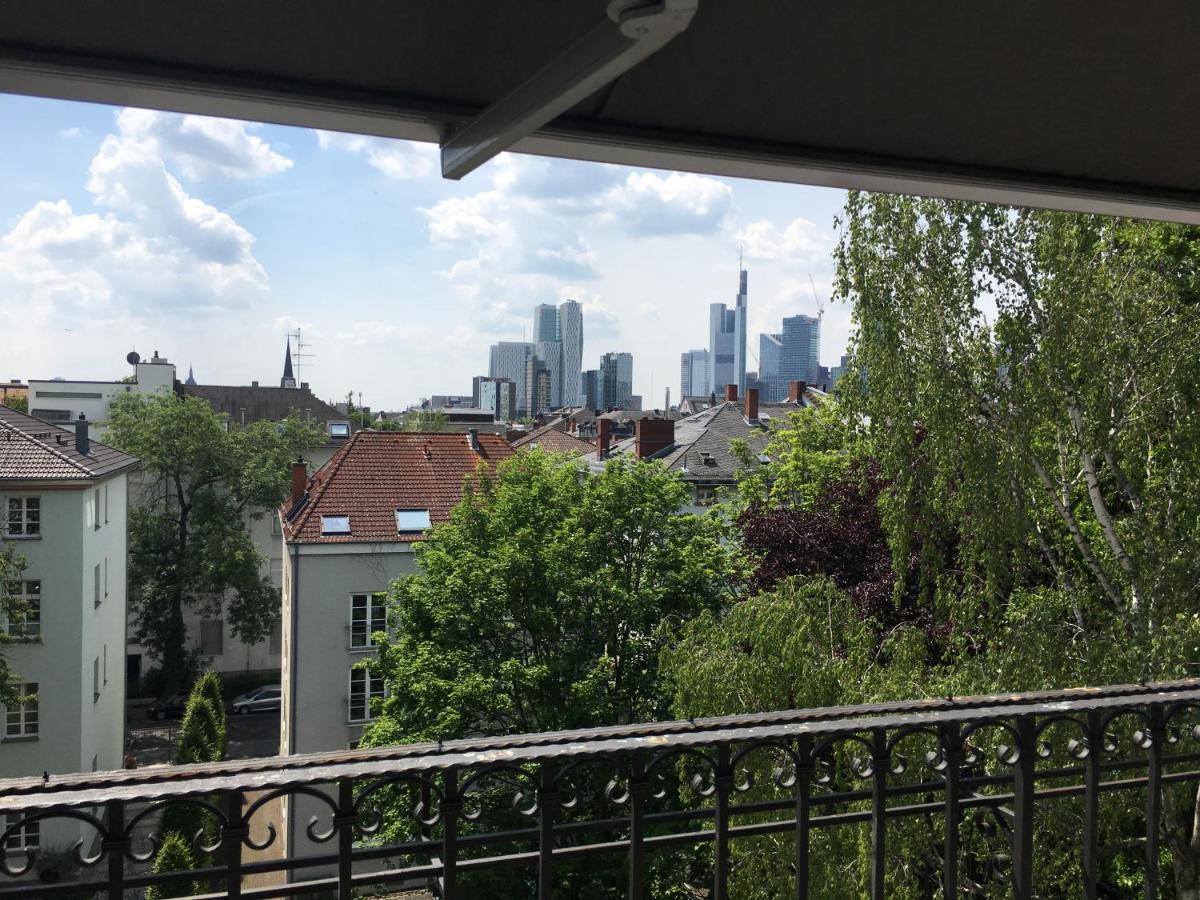 Готель Skyline Frankfurt Франкфурт-на-Майні Екстер'єр фото